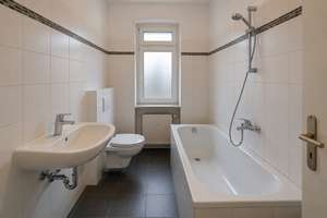 3-Zimmer Kassel Zentrale Lage ab 01.09. verfügbar – Erzbergerstraße 20, 34117 Nord (Holland), Kassel – Vorschaubild 3