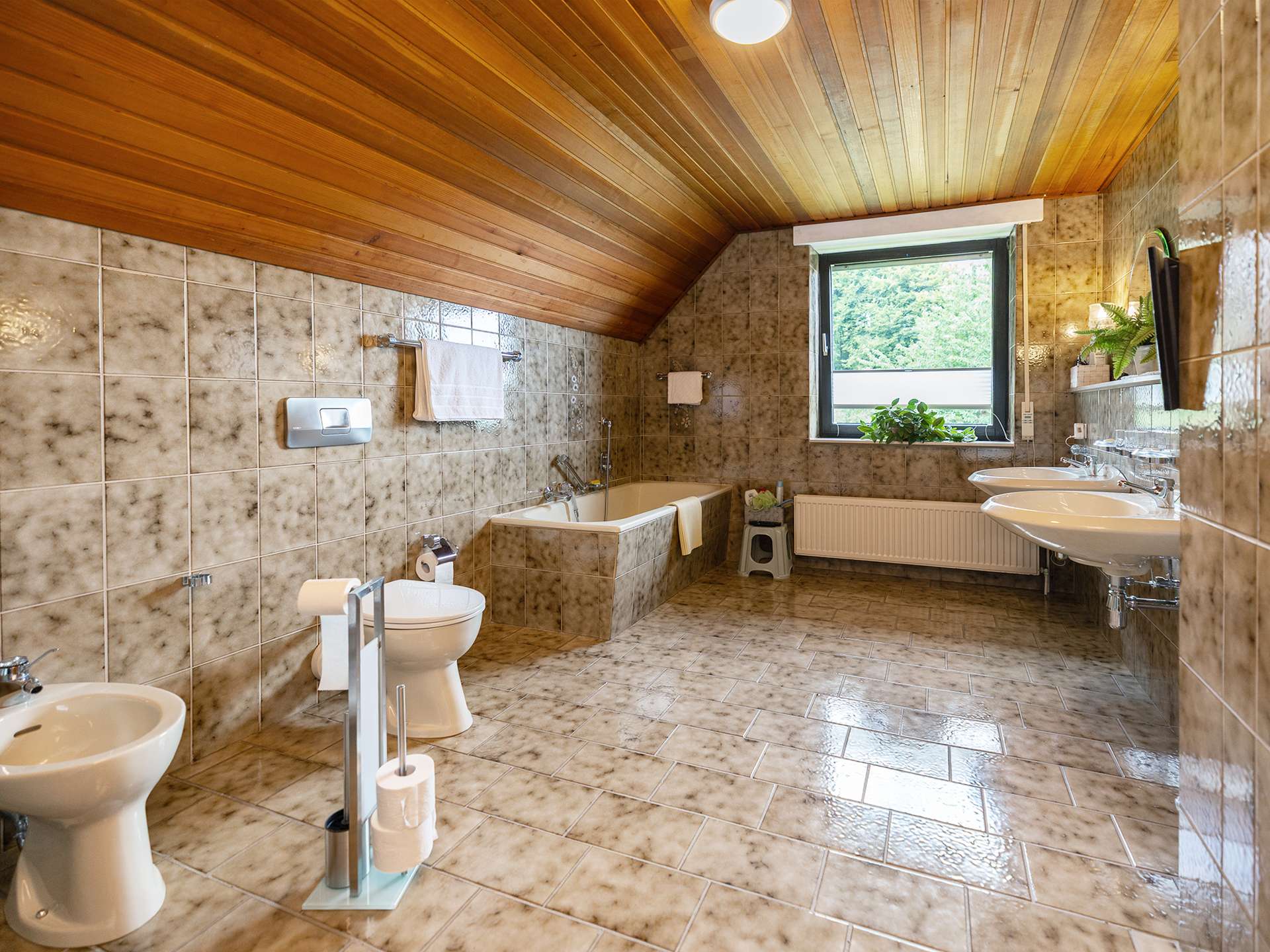 Immobilie in Hilter - Großzügiges Einfamilienhaus trifft auf ruhige Waldrandlage in Hilter - Bild 0