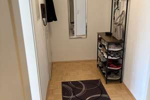 Helle 2-Zimmer-Wohnung | Einbauküche | Solingen-Mitte – Die vollständige Adresse der Immobilie erhältst du vom Anbieter., 42651 Solingen-Mitte, Solingen – Vorschaubild 3