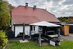 Modernisiertes 4-Zimmer-Einfamilienhaus mit EBK in Wiesent – Die vollständige Adresse der Immobilie erhältst du vom Anbieter., 93109 Wiesent – Vorschaubild 3