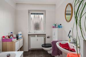 Bremen - Arsten | Zweifamilienhaus mit großem Garten - ideal für Familien oder Kapitalanleger – Die vollständige Adresse der Immobilie erhältst du vom Anbieter., 28279 Arsten, Bremen – Vorschaubild 17