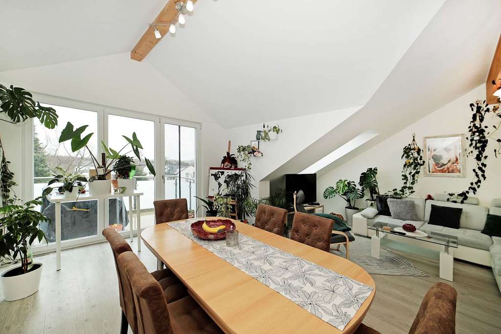Bergblick  - hell - kein Sanierungsstau - 3 Zimmer