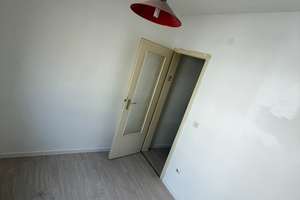 Sanierte 1- Zimmerwohnung in Essen-Stadtkern – Kastanienallee 86, 45127 Stadtkern, Essen – Vorschaubild 3