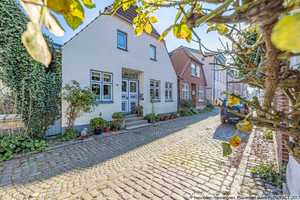 Historisches Ensemble -Altstadt von Eckernförde- Hafennähe – Rendsburg-Eckernförde (Kreis) – Vorschaubild 1