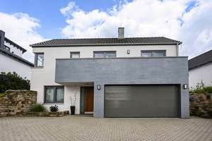Exklusives Einfamilienhaus mit besonderer Architektur in Fuldatal! – Die vollständige Adresse der Immobilie erhältst du vom Anbieter., 34233 Fuldatal – Vorschaubild 13