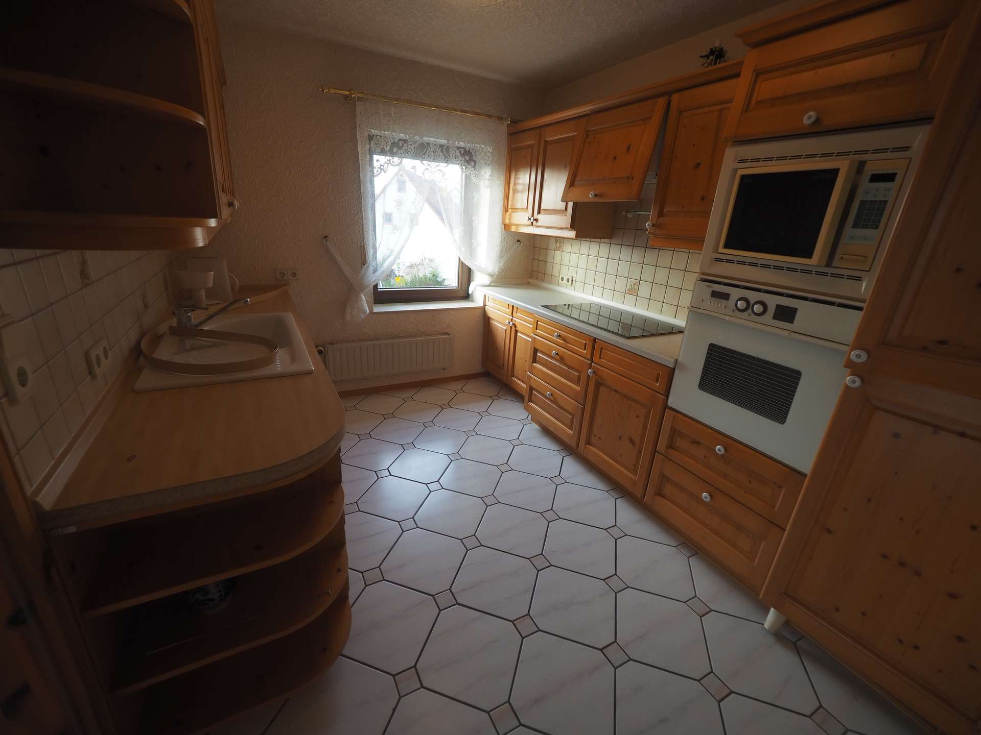 Immobilie in Großsteinhausen - MEHRGENERATIONENHAUS: KOMPLETTES DOPPELHAUS MIT SCHÖNEM GARTEN - Bild 0