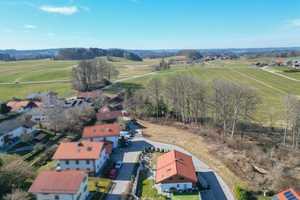 Ein Familienidyll:
Ihr Traumhaus vor den Toren Münchens
- Baujahr 2023
- Hochwertige Ausstattung – Miesbach (Kreis) – Vorschaubild 39