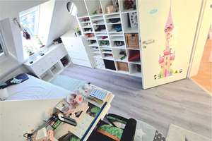 Krefeld-Fischeln: Modernes Familienzuhause mit hochwertiger Ausstattung und sonnigem Garten – Die vollständige Adresse der Immobilie erhältst du vom Anbieter., 47807 Fischeln, Krefeld – Vorschaubild 17
