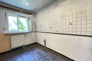 Verliebt in die Lage – Doppelhaushälfte mit 600 m² Grd. zum fairen Preis in Lauf-Kunigundensiedlung – Die vollständige Adresse der Immobilie erhältst du vom Anbieter., 91207 Lauf an der Pegnitz – Vorschaubild 4