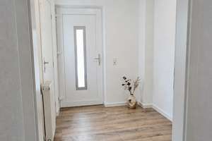 Sanierte DHH mit 187m² Nutzfläche inkl. ausgebautem Souterrain – Seestraße 13a, 15366 Hoppegarten – Vorschaubild 4