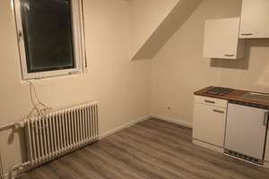 Kleines Apartment mit EBK Ortsmitte Reutlingen – Seestr. 20, 72764 Reutlingen-Mitte, Reutlingen – Vorschaubild 1