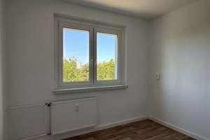 Geräumiges Pärchen-Appartement mit Balkon und Wannenbad - max. 2 Personen! – Kastanienallee 138, 12627 Hellersdorf, Berlin – Vorschaubild 5
