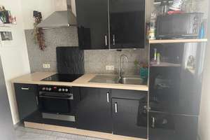 93 qm, EG, 3 Zimmer, Loggia, Küche, Diele, Bad, sep. WC, Keller, Südlage, hell freundlich – Bleyerheider Straße 26, 52134 Herzogenrath – Vorschaubild 1