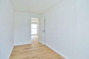 *Ab Oktober, schicke 3-Zimmerwohnung mit EBK und Balkon mitten im Lehenviertel – 70180 Lehen, Stuttgart – Vorschaubild 3