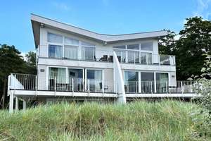 Penthouse Wohnung in einer der beliebten Dünenvillen an der Hafenpromenade am Priwall – Die vollständige Adresse der Immobilie erhältst du vom Anbieter., 23570 Travemünde, Lübeck – Vorschaubild 1