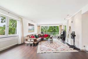 Exklusive Villa mit Traumgrundstück, Indoor-Pool und bester Lage!!! – Die vollständige Adresse der Immobilie erhältst du vom Anbieter., 51469 Stadtmitte, Bergisch Gladbach – Vorschaubild 15