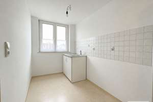 TOP-gepflegte Dachgeschosswohnung mit TG-Stellplatz zum Selbstbezug oder Kapitalanlage – Die vollständige Adresse der Immobilie erhältst du vom Anbieter., 86156 Kriegshaber, Augsburg – Vorschaubild 6