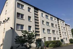 Frisch renovierte, moderne und schöne 3 Zimmer-Wohnung mit Balkon, Kropbacher Weg 21, Gießen