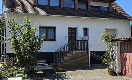 Schönes 3 Familienhaus mit weiterer Immobilie mit Potenzial