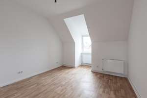 4,5-Zimmer-bald bezugsfrei-Altbauwohnung nahe FU Berlin – Unter den Eichen 94b, 12205 Lichterfelde, Berlin – Vorschaubild 9
