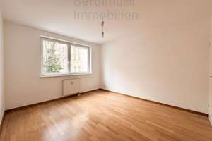 Bezugsfrei in Friedrichshain: ruhige 3-Zimmer-Wohnung mit Balkon und Aufzug nahe Volkspark – Straßmannstraße 6, 10249 Friedrichshain, Berlin – Vorschaubild 9