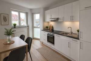 ** ERSTBEZUG NACH SANIERUNG - 2-Zimmer Wohnung mit Südwestbalkon in Karlsruhe Mühlburg ** – Feldstr. 2, 76185 Mühlburg, Karlsruhe – Vorschaubild 3