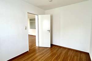 Helle 2-Raum-Wohnung mit Einbauküche in Stadtfeld-Ost – Maxim-Gorki-Straße 21, 39108 Stadtfeld Ost, Magdeburg – Vorschaubild 4