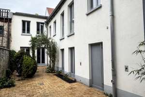 Einzigartiges Seitenflügelhaus in der Lübecker Innenstadt – Die vollständige Adresse der Immobilie erhältst du vom Anbieter., 23552 Innenstadt, Lübeck – Vorschaubild 2