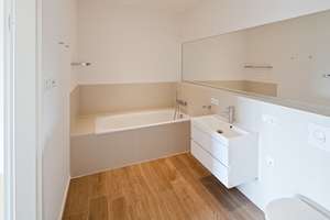 Exklusive 4-Zimmer-Wohnung mit Balkon und und Rheinblick in Kaiserswerth – 40489 Kaiserswerth, Düsseldorf – Vorschaubild 8