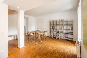 Backstein, Sprossenfenster, zwei Plätze draußen – 40476 Derendorf, Düsseldorf – Vorschaubild 4