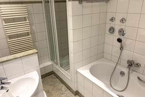 Gerresheim: Stilvolle 3-Zimmer-Wohnung mit Süd-Loggia und Aufzug in begehrter Lage – Die vollständige Adresse der Immobilie erhältst du vom Anbieter., 40625 Gerresheim, Düsseldorf – Vorschaubild 12