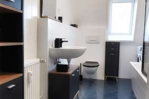 Alltagstauglich wohnen in dieser vollständig möblierten 3-Zimmer-Wohnung in Berlin – Britzer Str. 16, 12439 Niederschöneweide, Berlin – Vorschaubild 7