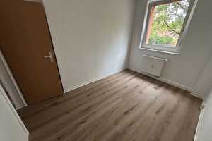 Frisch hergerichtete 3-Zimmer-Wohnung mit Balkon in ruhiger Lage! – Astonstraße 52, 39116 Magdeburg – Vorschaubild 6