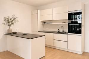 Exklusive 3-Zimmer-Wohnung in Berlin-Mitte mit großzügiger Südwestterrasse – Die vollständige Adresse der Immobilie erhältst du vom Anbieter., 10117 Mitte (Ortsteil), Berlin – Vorschaubild 2