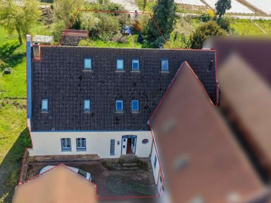 17 Hausansicht vorne