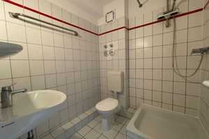 Schöne 2-Zimmer-Wohnung im 3. Obergeschoss mit Einbauküche – Stöckener Str. 173, 30419 Hannover – Vorschaubild 4