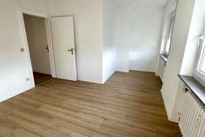 Gepflegte, renovierte 4-Zimmer-Wohnung in zentraler Lage von Heilbronn-Böckingen – Die vollständige Adresse der Immobilie erhältst du vom Anbieter., 74080 Böckingen, Heilbronn – Vorschaubild 8
