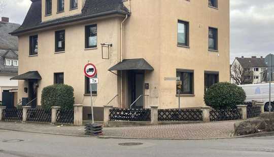 Bild von Charmantes Mehrfamilienhaus mit 7 Wohnungen & Gewerbe – modernisiert und gut vermietet in Diez.