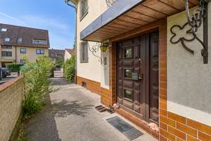 Zweifamilienhaus mit ausgebautem Dach im Dornröschenschlaf – Die vollständige Adresse der Immobilie erhältst du vom Anbieter., 68239 Seckenheim, Mannheim – Vorschaubild 2