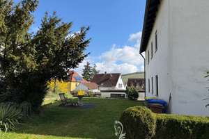 Zwei- bis Dreiparteienhaus in zentraler Lage  mit Einliegerwohnung und Ausbaupotenzial im DG – Betzengraben 2, 97299 Zell am Main – Vorschaubild 25