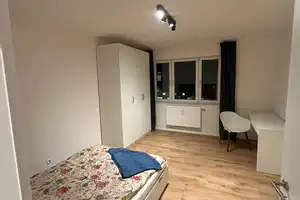 Furnished Room in Shared Apartment near City Center – Newly Renovated Co-Living in Gostenhof – Leonhardstr. 54a, 90443 Nürnberg – Vorschaubild 1