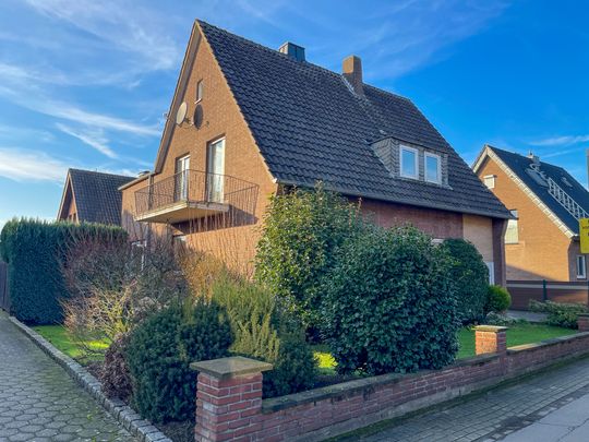 https://pictures.immobilienscout24.de/listings/fbab9e71-07ea-46e2-8547-fb83626c5f1d-1882245061.jpg/ORIG/resize/540x540%3E/format/jpg/quality/80