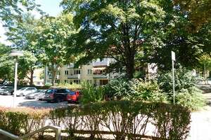 Gemütliche 3-Zimmer-Wohnung mit Balkon! – Altenbochumer Str. 57, 44803 Altenbochum, Bochum – Vorschaubild 2