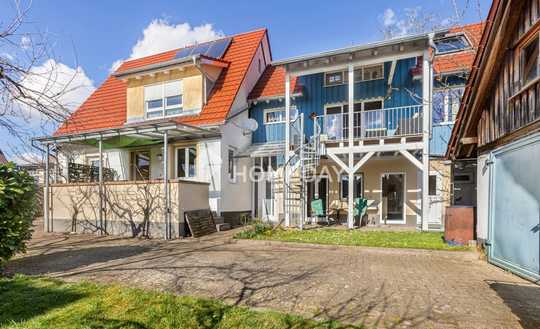 Raumwunder in der Südpfalz: Charmantes Einfamilienhaus mit Einliegerwohnung und Gartenidylle