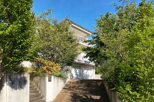 Exclusive Villa mit Panoramablick und Aufzug in Bestlage von Bensheim – Die vollständige Adresse der Immobilie erhältst du vom Anbieter., 64625 Bensheim – Vorschaubild 2