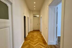 HOCHWERTIG SANIERTER, ELEGANTER STUCKALTBAU MIT GROSSER TERRASSE ZUM RUHIGEN INNENHOF – Trautenaustrasse 8, 10717 Wilmersdorf, Berlin – Vorschaubild 37