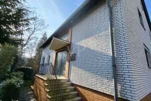 Zwei Familien - ein Zuhause:
8-Zimmer mit Garten und Garagen – Hannover (Kreis) – Vorschaubild 4