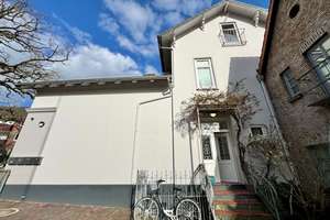 Charmantes Mehrfamilienhaus mit ca. 203 m² WF und ca. 74m² GF in Bremen – Die vollständige Adresse der Immobilie erhältst du vom Anbieter., 28717 Lesum, Bremen – Vorschaubild 3