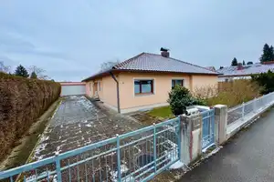 Provisionsfrei, Toller 5-Zimmer-Bungalow mit gehobener Innenausstattung in Untermeitingen – Cymbernstraße 5, 86836 Augsburg (Kreis) – Vorschaubild 2