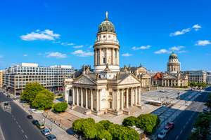EXKLUSIVE 4-ZIMMER-WOHNUNG AM GENDARMENMARKT MIT XXL-TERRASSE & BLICK AUF DEN DEUTSCHEN DOM – Die vollständige Adresse der Immobilie erhältst du vom Anbieter., 10117 Mitte (Ortsteil), Berlin – Vorschaubild 2
